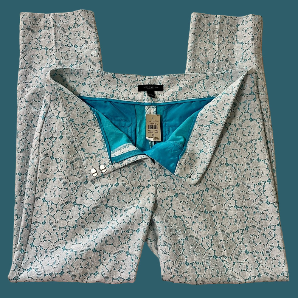 NWT Ann Taylor gorgeous summer pants white floral lace on sky blue lining